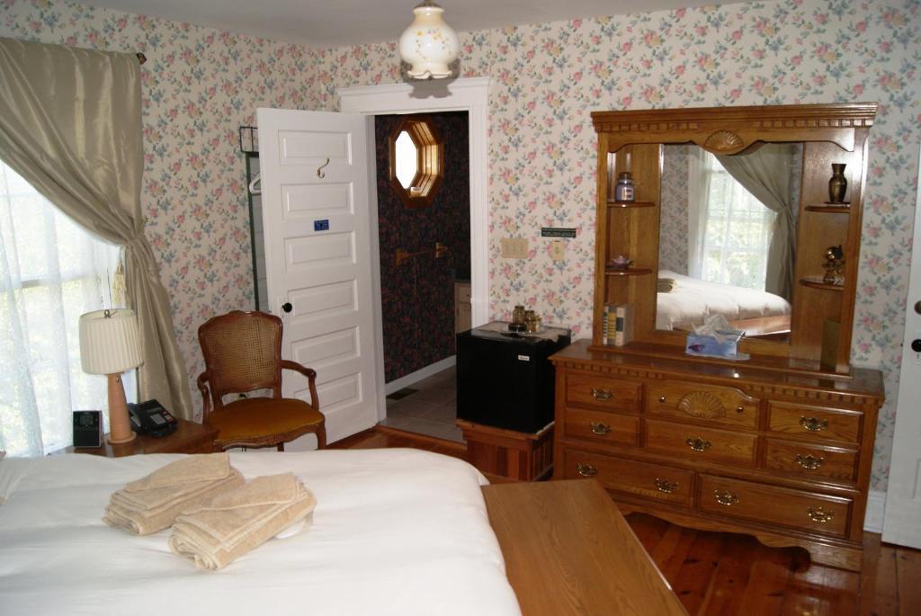 Ye Olde Walkerville Bed & Breakfast Windsor Exterior foto